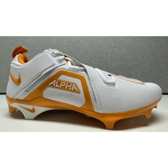 Athletic_Shoes